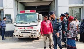 প্যারোলে মুক্তি না মেলায় কারাগারেই বাবার জানাজা পড়লেন চেয়ারম্যান